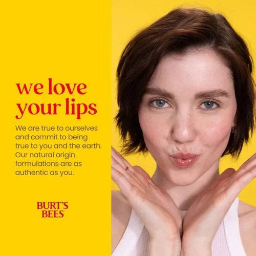 Burt's Bees Moisturizing Lip Balm - Sabor Berry Agua Fresa - Image 3