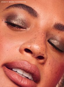 Rare Beauty Selena S Essential Eye Duo Esencial Para Ojos Color Negro - Image 2