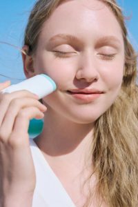 Skin1004 Hyalu Cica Silky Fit Sun Stick 20g - Image 3